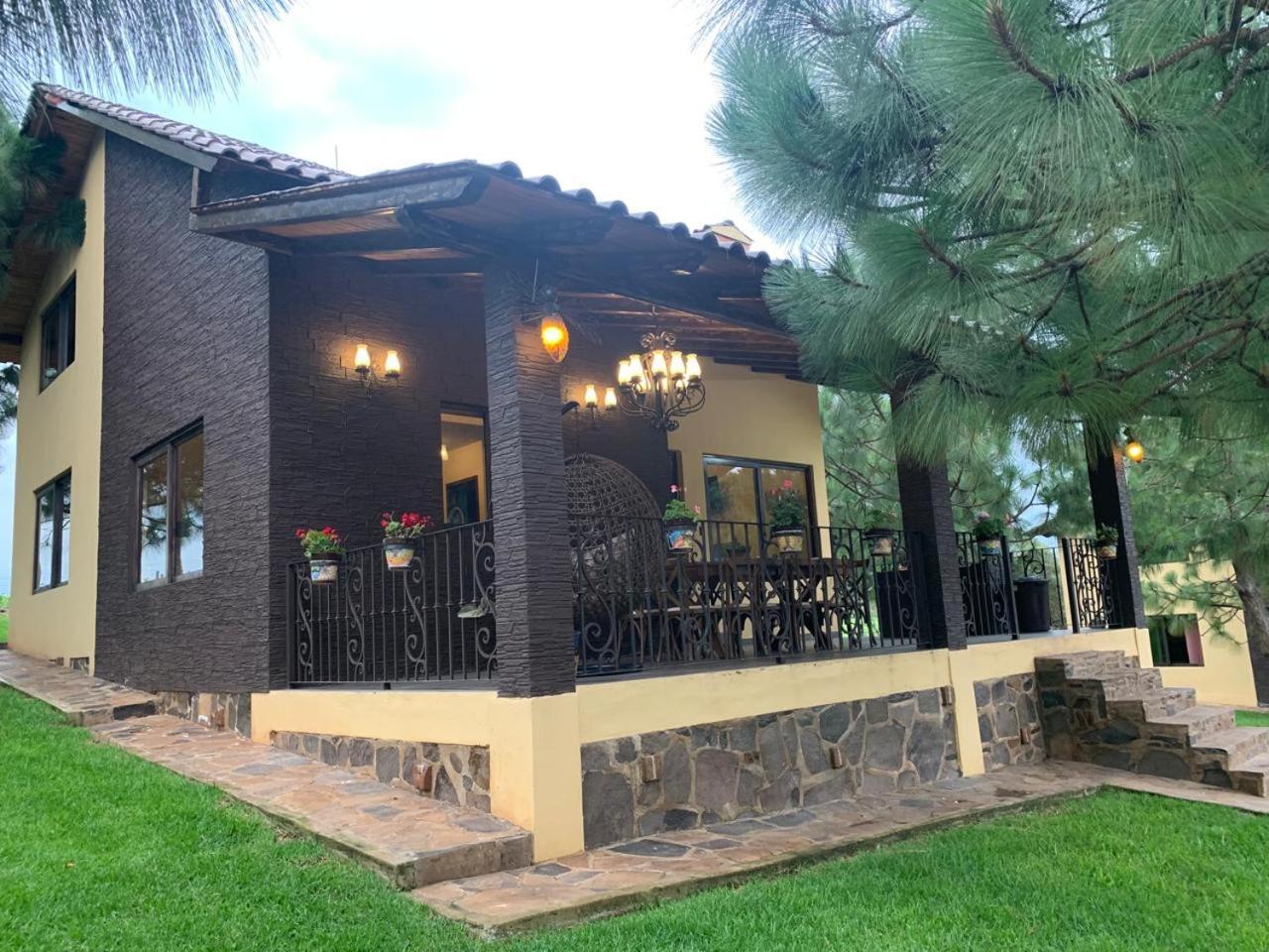 Cabana No.6 Puerta Del Bosque Mazamitla. エクステリア 写真